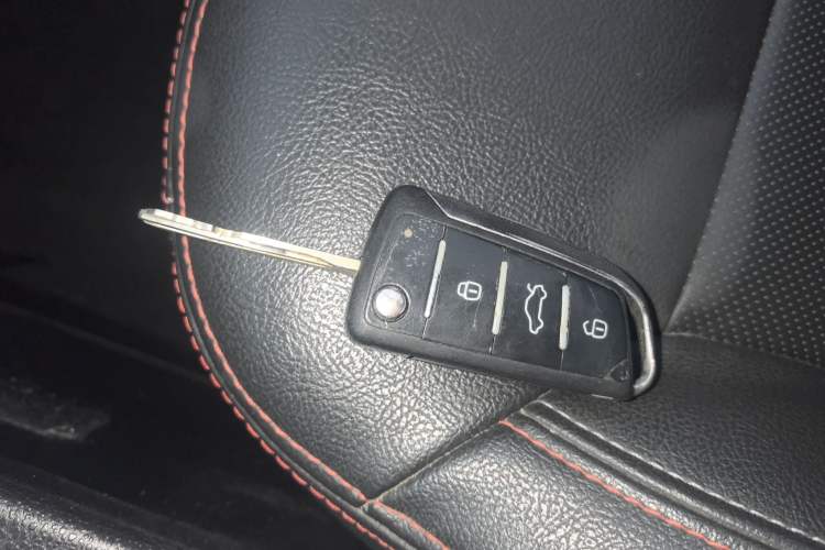 Used  Refine S3 2016 1.5L CVT Luxury Smart Version