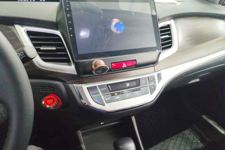 Used Honda Jade 2017 1.8L automatic Comfort version 5 seats