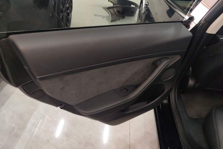 Used Tesla Model 3 2022 Rear-Wheel-Drive Version
