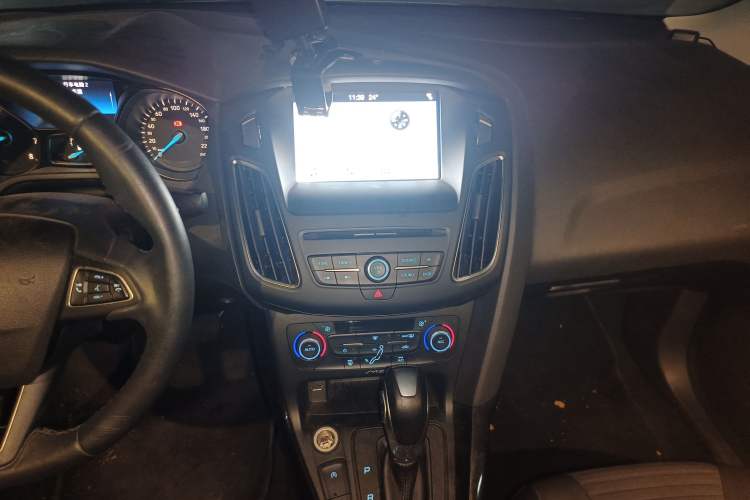 Used Ford Focus 2015 Sedan EcoBoost 180 Automatic Elite Model