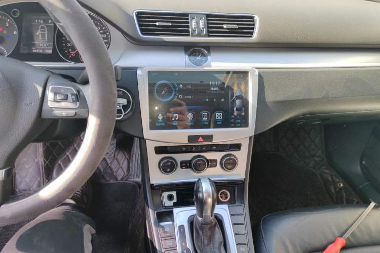 Used Volkswagen Magotan 2015 1.8TSI Advanced Model
