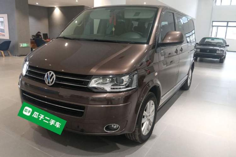 Used Volkswagen Multivan 2012 2.0 TSI Two-Wheel-Drive Luxury Edition