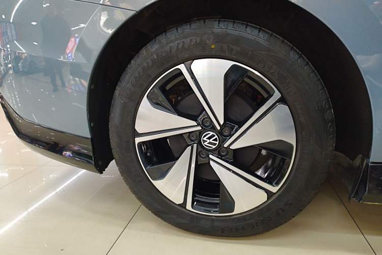 Used Volkswagen ID.7 VIZZION 2024 AIR model
