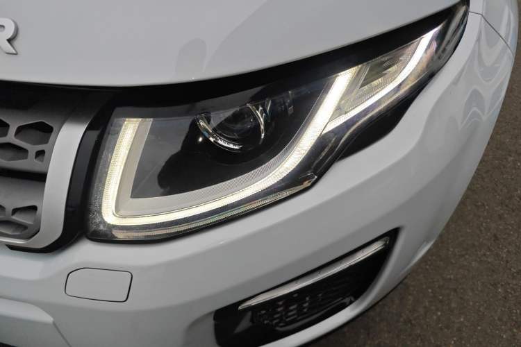 Used Land Rover Range Rover Evoque 2017 2.0T SE Smart Glow Edition