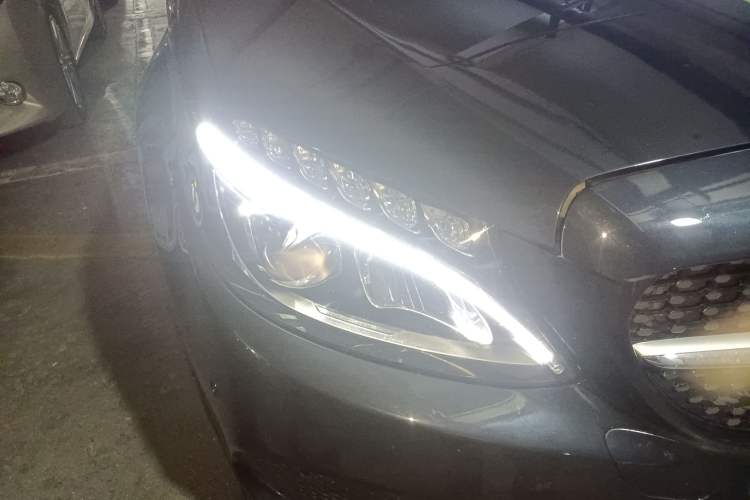 Used Mercedes-Benz C-Class 2017 Facelift C 200 L Sport Edition