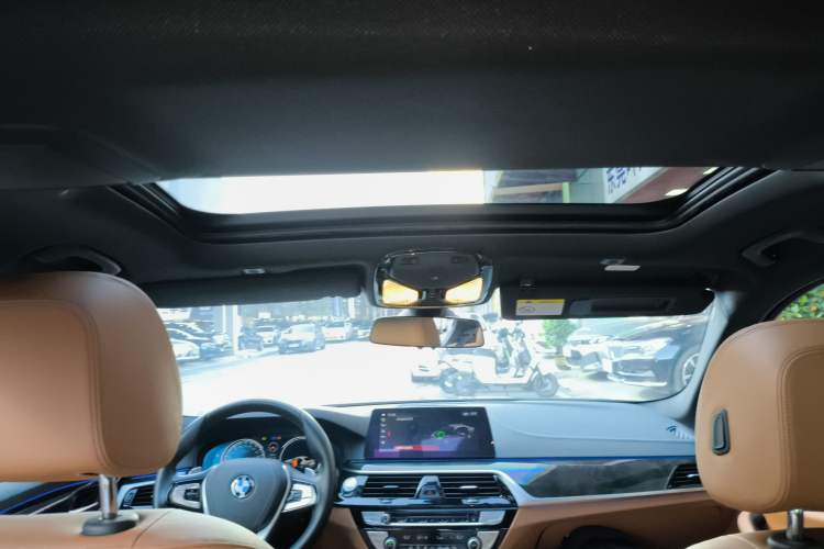 Used BMW 5 Series 2018 Revised Version 530Li Leading Edition Luxury Package
