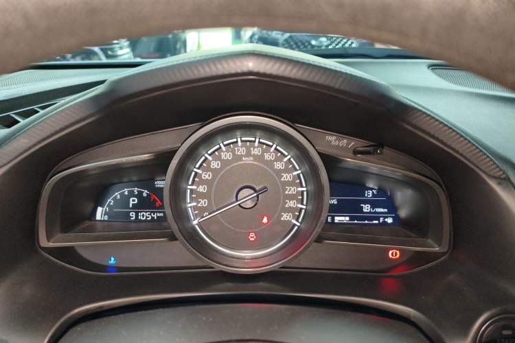 Used Mazda Mazda 3 Axela 2017 Sedan 1.5L Automatic Comfort Model Emission Standard China V
