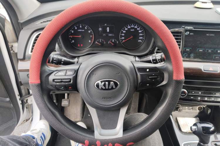 Used Kia K4 2014 1.8L Automatic GLS
