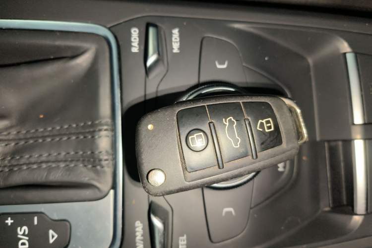 Used Audi Q2L 2021 35 TFSI Fashionable and Elegant Model
