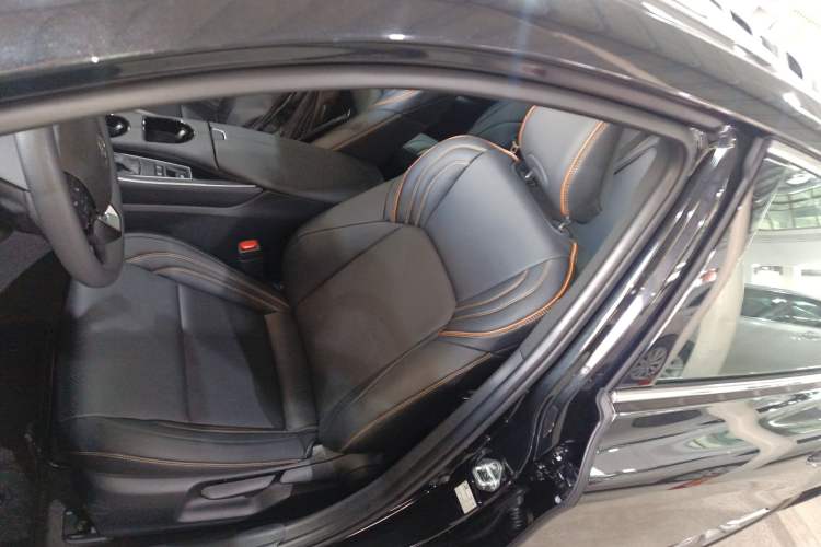 Used Toyota Avalon 2024 2.0L Ambition Edition