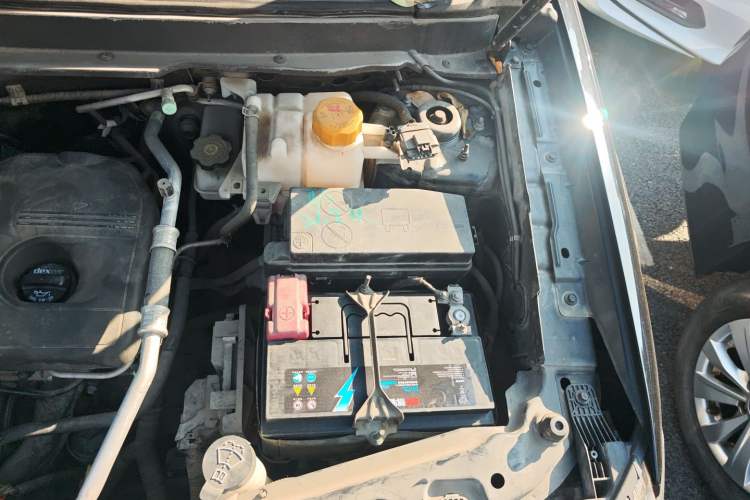 Used Chevrolet Captiva 2015 2.4L 4x4 Flagship Edition 7-Seater
