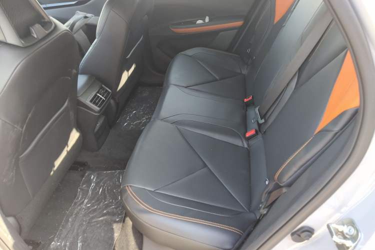 Used Changan UNI-V iDD 2023 Zhidian iDD 1.5T 113km Smart & Fun Version (Rapid Edition)
