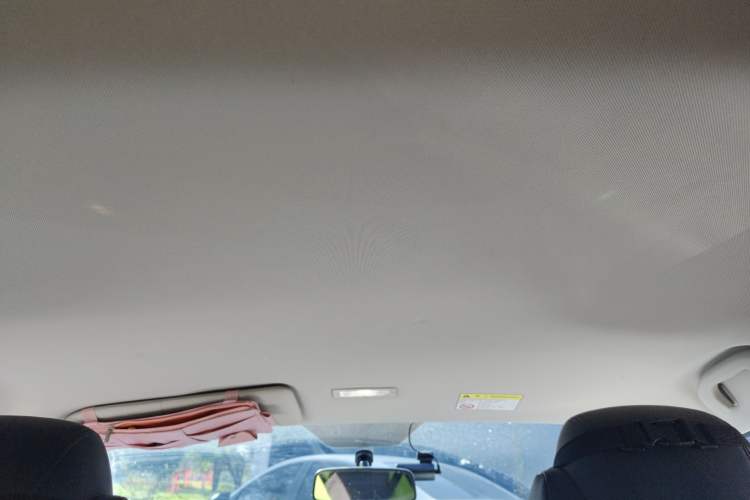 Used Roewe Clever 2021 302 km New Four-Seater Super-Efficient Version