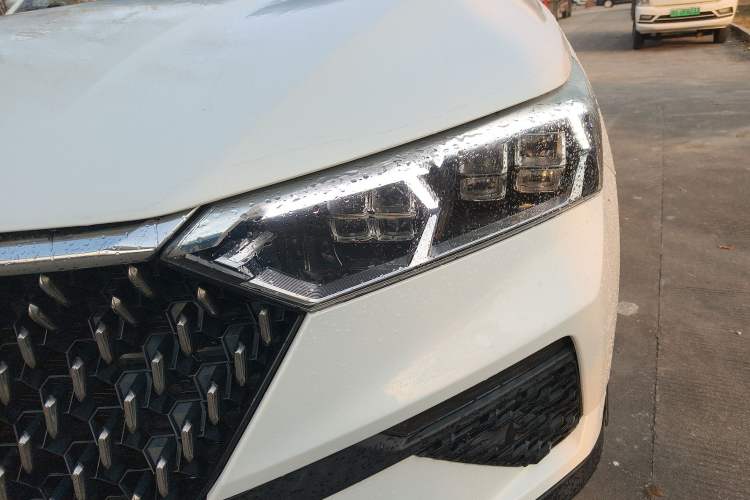 Used Bestune T77 2019 230 TID Automatic Luxury Version China VI Emission Standard