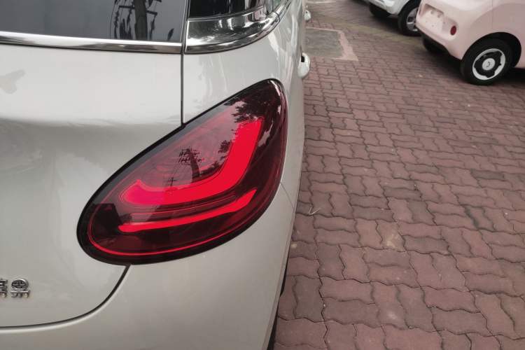 Used Wuling Bingo 2024 333 km Enjoyment Version
