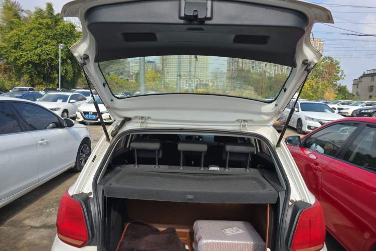 Used Volkswagen Polo 2016 1.4L Automatic Trendy Model
