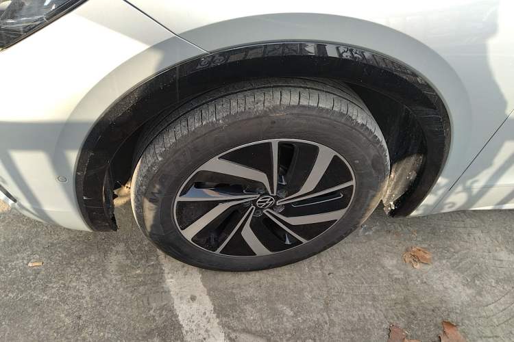 Used Volkswagen Viloran 2024 330TSI Luxury Edition