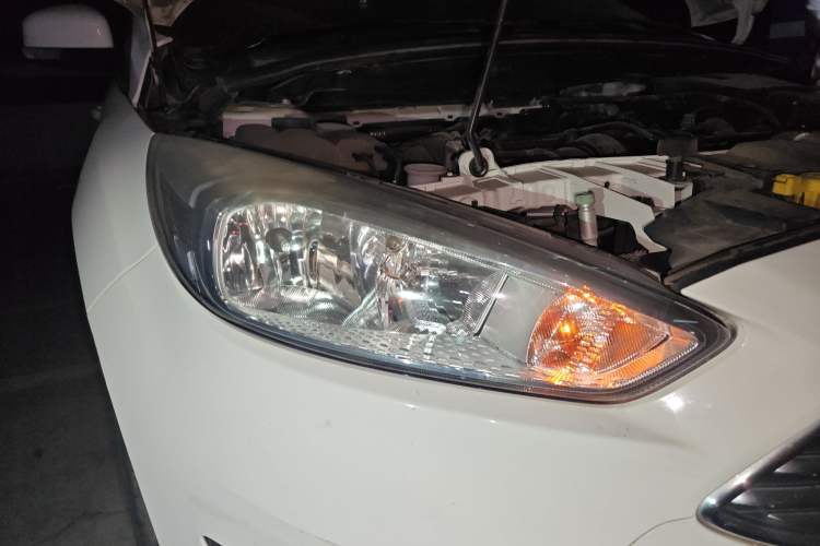 Used Ford Focus 2017 Sedan 1.6L Automatic Fashion Edition Smart Drive Version