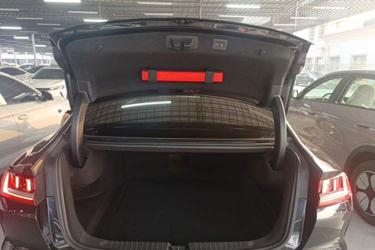 Used BYD Han 2020 EV Long-Range Luxury Model
