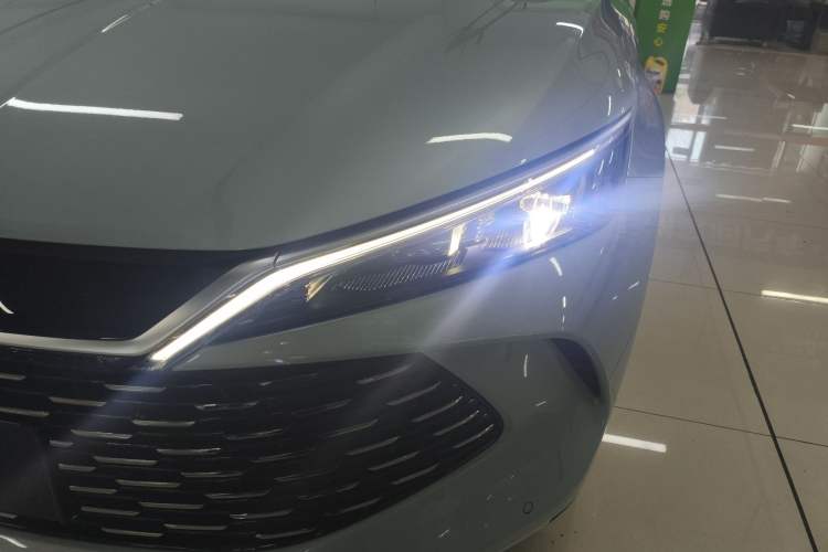 Used BYD Qin L 2024 DM-i 120KM Leading Model
