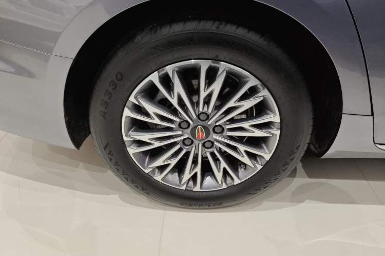 Used Hongqi H5 2023 1.5T DCT Smart Connect Flagship Edition
