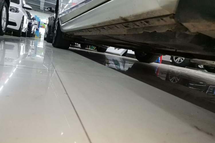 Used Toyota Corolla 2016 Dual-Engine 1.8L E-CVT Elite Edition
