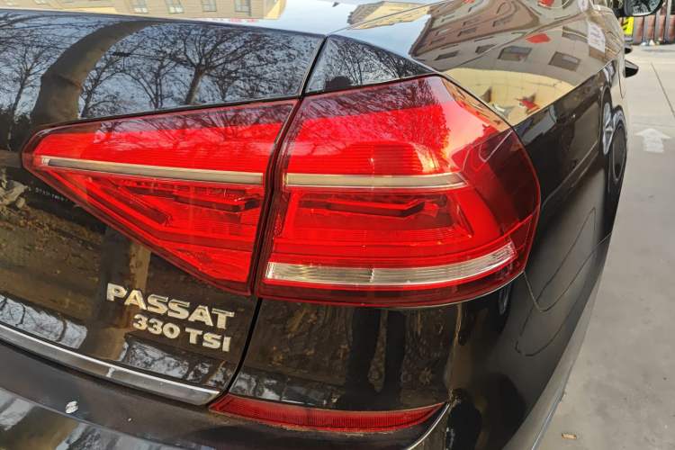 Used Volkswagen Passat 2016 330TSI DSG Prestige Edition
