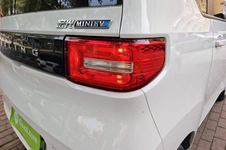 Used Wuling Hongguang MINIEV 2020 Freedom Version Lithium Iron Phosphate
