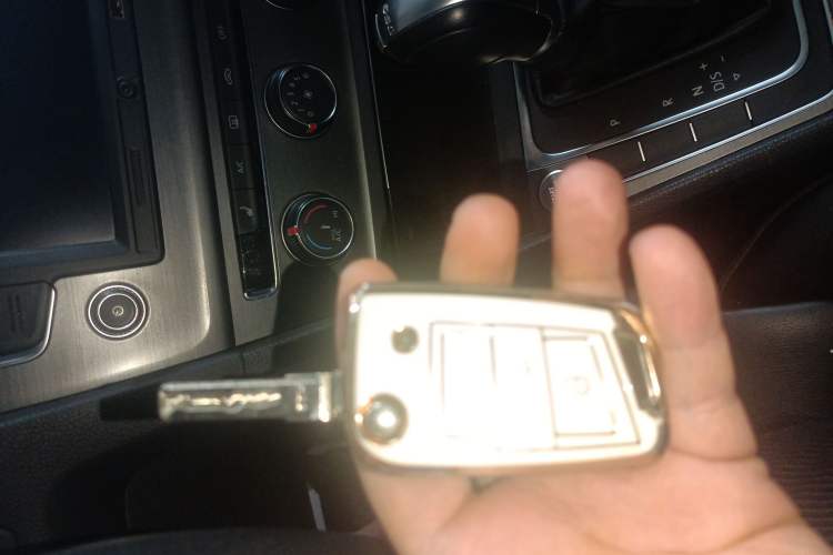 Used Volkswagen Golf 2016 230TSI Automatic Luxury Version
