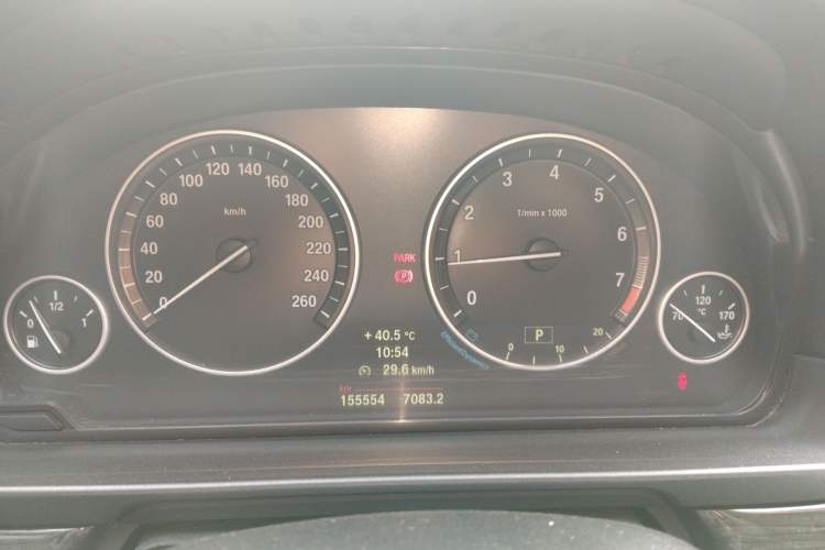 Used BMW 5 Series 2014 525Li Luxury Design Package
