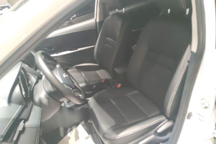 Used Toyota YARiS L 2022 X-Trail 1.5L CVT Leading PLUS Edition