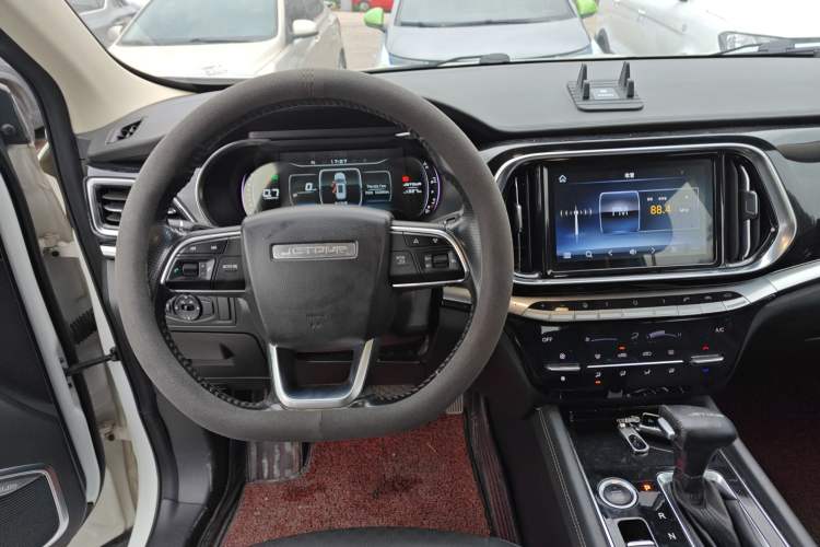 Used JETOUR X90 2019 1.5T Automatic Enjoyment Model 6 Seats Emission Standard China V