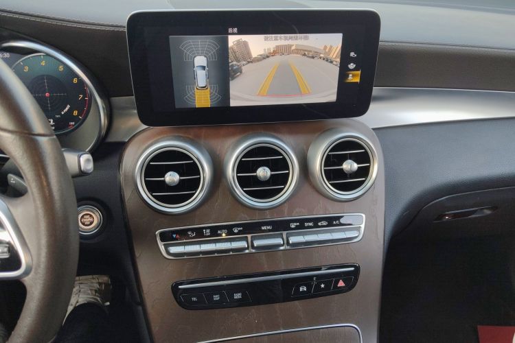 Used Mercedes-Benz GLC 2020 GLC 300 L 4MATIC Dynamic Edition
