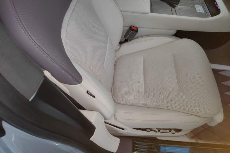 Used  12 2023 650 Three-Laser Four-Wheel Drive Performance Edition
