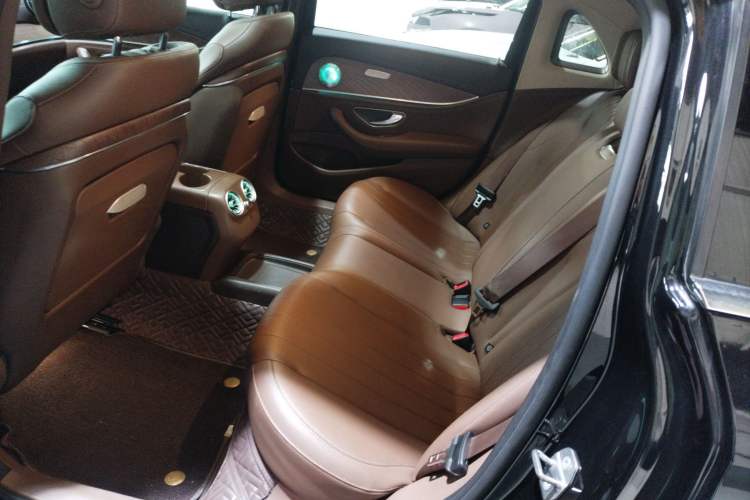 Used Mercedes-Benz E-Class 2019 E 260 L