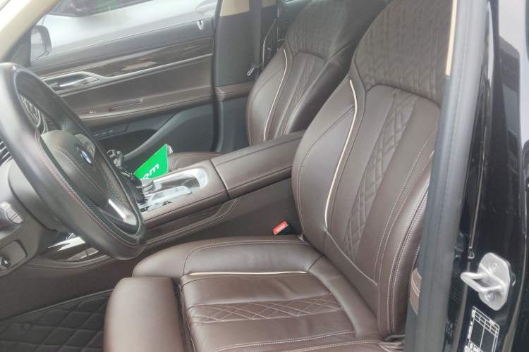 Used BMW 7 Series 2021 730Li Luxury Package
