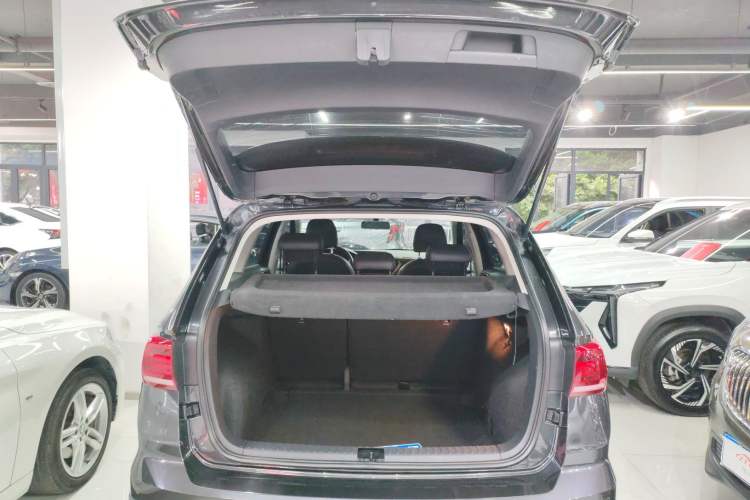 Used Volkswagen Tharu 2021 280TSI Two-Wheel Drive Comfort Edition
