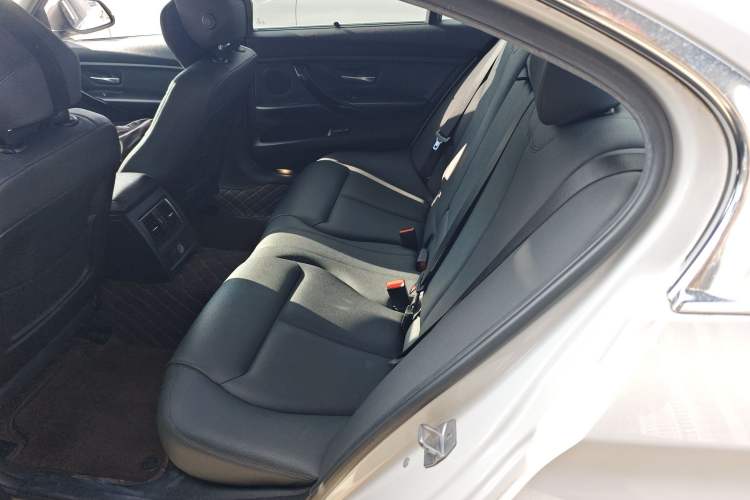 Used BMW 3 Series 2016 320Li Fashion Model
