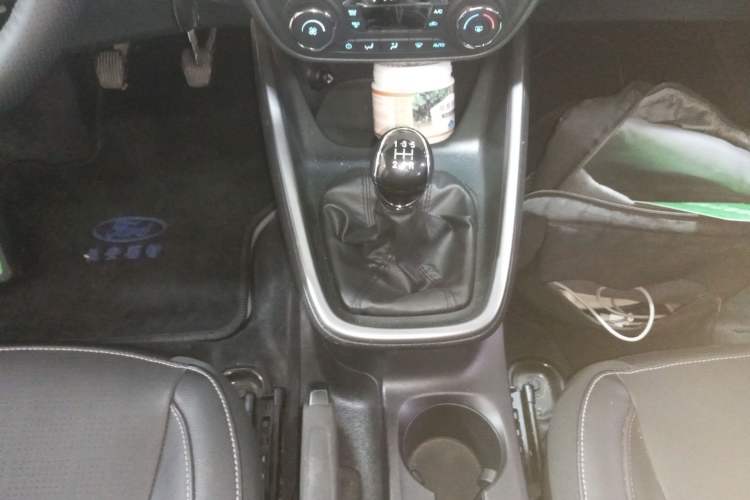 Used Ford Escort 2015 1.5L Manual Fashion Edition
