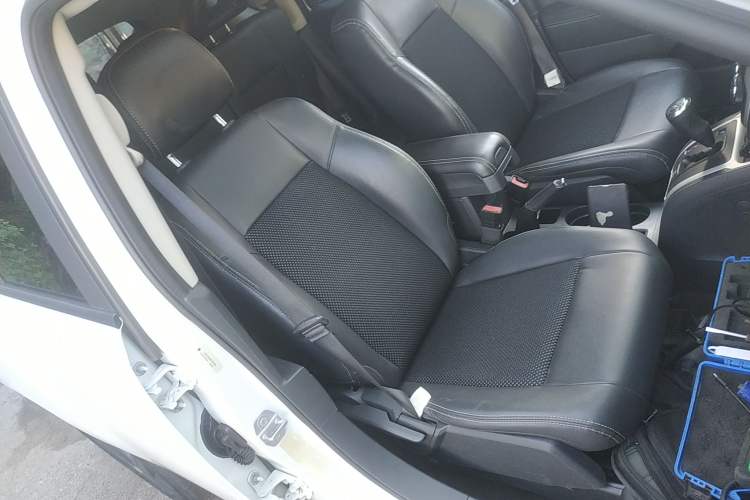 Used  Compass 2014 Revised Version 2.4L Four-Wheel Drive Comfort Edition
