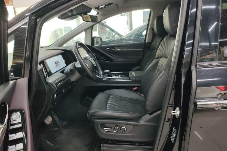 Used GAC Trumpchi M8 2024 Master Series 400T Ultimate Edition
