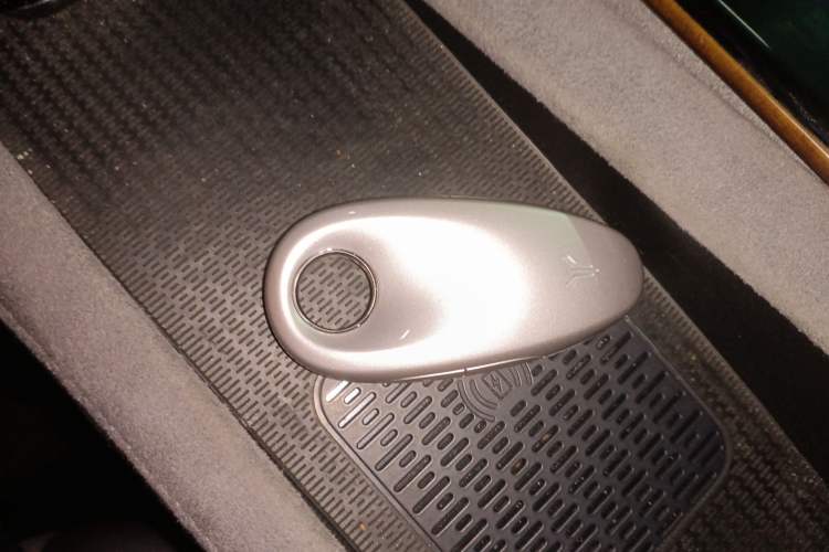 Used VOYAH PASSION 2024 PHEV Four-Wheel Drive Ultra-Long Range Flagship Model