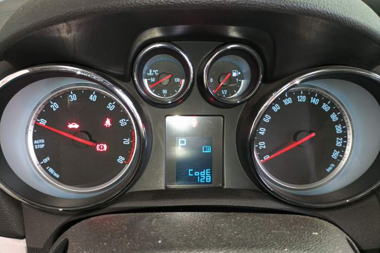 Used Buick Encore 2015 1.4T Automatic Two-Wheel Drive Urban Elite Version