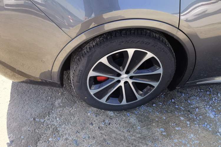 Used Hima Luxeed R7 2024 All-Electric 736 km Ultra