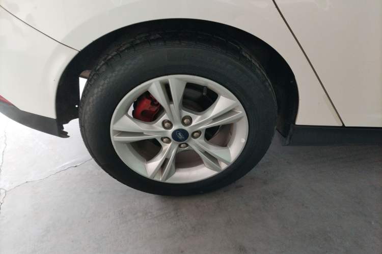 Used Ford Focus 2018 Hatchback Classic 1.6L Automatic Comfort Plus SmartDrive Edition
