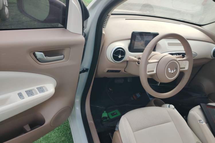 Used Wuling Hongguang MINIEV 2025 Four-Door Version Advanced Edition