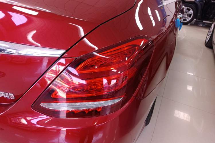 Used Mercedes-Benz C-Class 2017 Facelift C 200 L Sport Edition