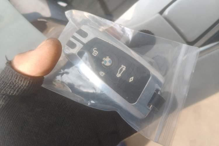 Used BMW 5 Series 2014 520Li Elegant Model
