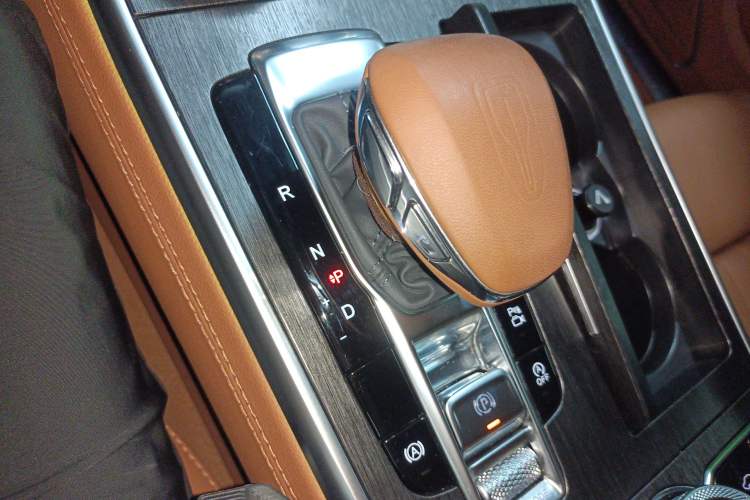 Used Hongqi H9 2022 2.0T Smart Connect Flagship Edition
