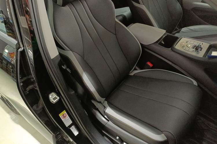 Used BYD Sealion 05 DM-i 2025 DM-i Smart Drive 115KM Flagship Model
